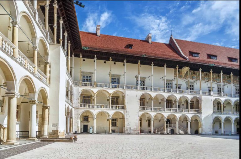 wawel bilety, wawel z przewodnikiem,wawel bilety online, zamek wawel bilety, wawel kraków