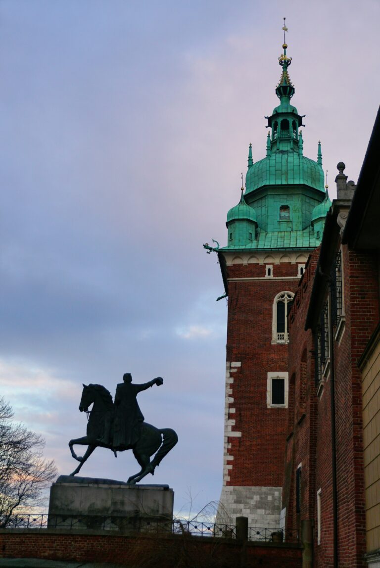 wawel bilety, wawel kraków, majówka kraków, wawel bilety, wawel zwyczaje